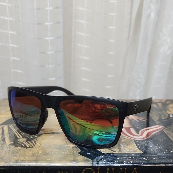 Costa Paunch XL Matte Black Frame With Green Mirror Polarized Polycarbonate Lens - Picture 1 of 7